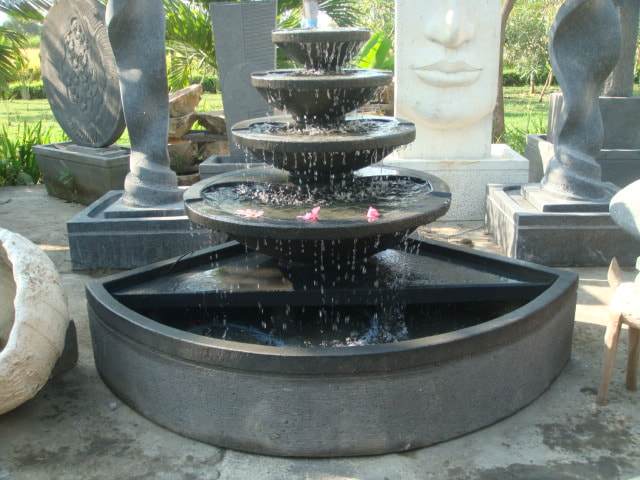 fontaine vasques empilées pour selamat.asia sourcing Bali indonesia