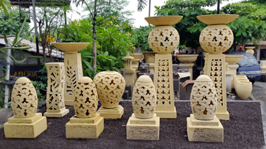 Lampes en pierres blanches d'indonésie pour selamat export expert en sourcing à Bali