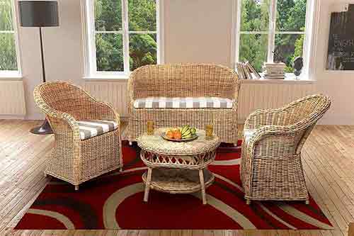Salon canapé, fauteuils et table basse en rotin naturel pour vente à l'export de Bali par agent sourcing Indonésie.