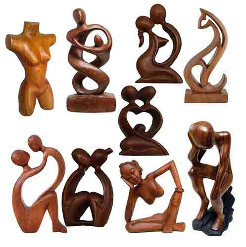 Formes humaines sculptées en bois en vente à l'export pour grossistes par agent sourcing à Bali en Indonésie. 