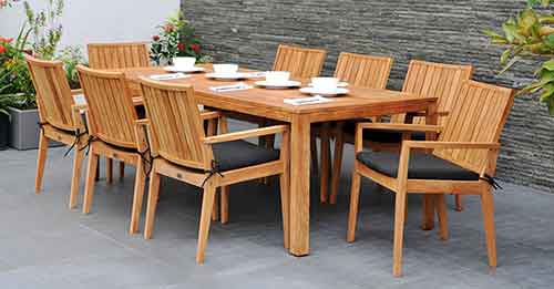 Vente mobilier teck extérieur table et chaises par agent export indonesie à Bali.