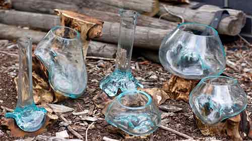 Vases et aquarium en verre soufflé en vente à l'export pour grossistes par agent sourcing à Bali en Indonésie. 