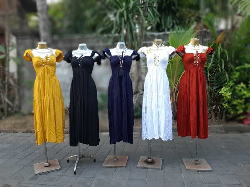 Robe femme en vente à l'export pour grossistes par agent sourcing à Bali en Indonésie.